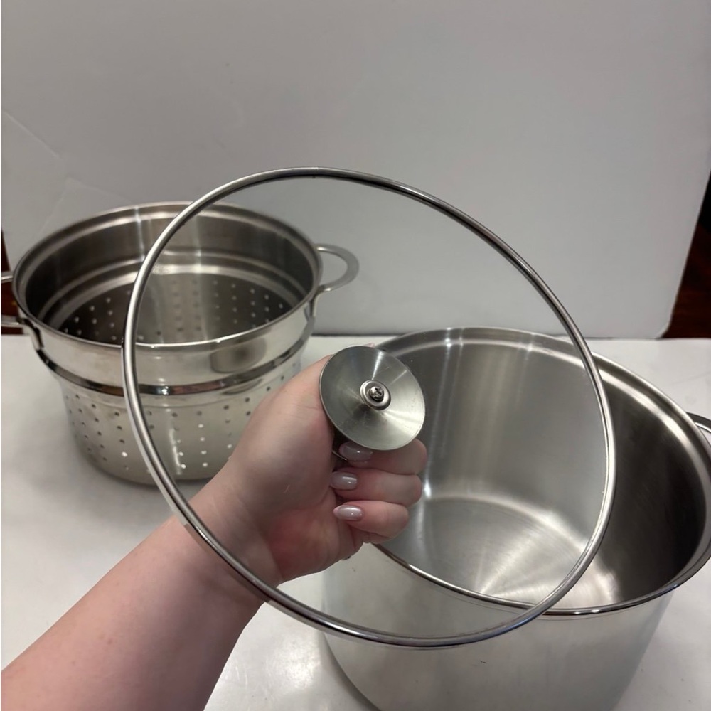 Crate & Barrel stainless steel, cooking part and strainer - Picture 4 of 8